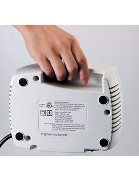 Aerosol Nebulizador de pistón portátil Mini Plus | Incluye 2 máscaras niño y adulto y boquilla | Apex Medical