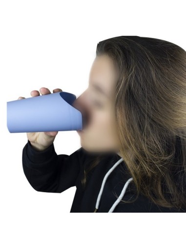 Vaso recortado con espacio para nariz